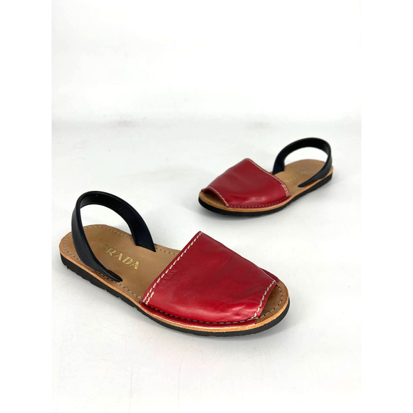 Prada - Picture 3 of 11